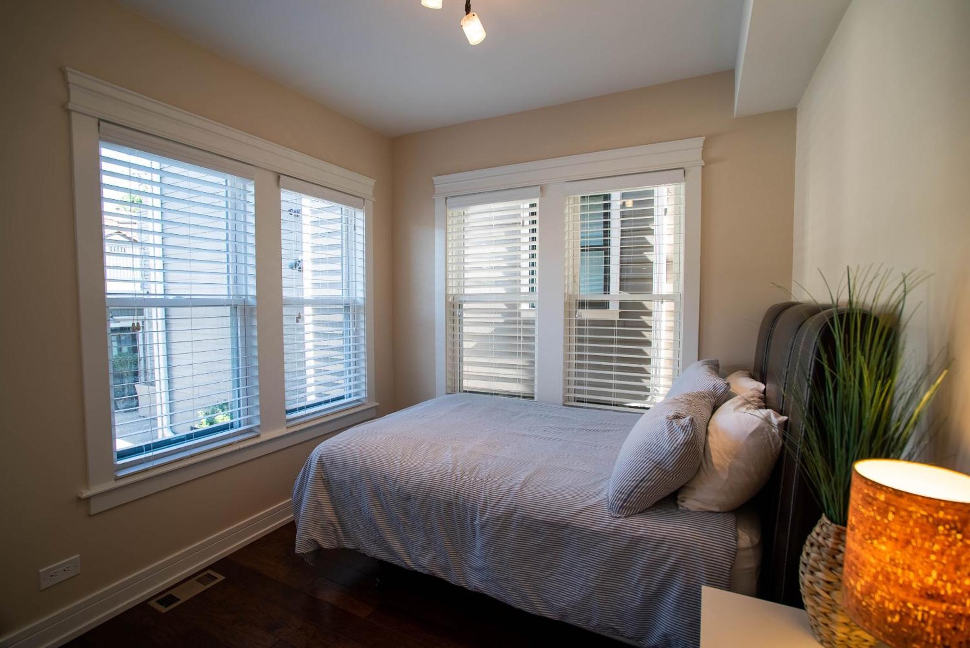 Roscoe Village Guesthouse Chicago Bilik gambar