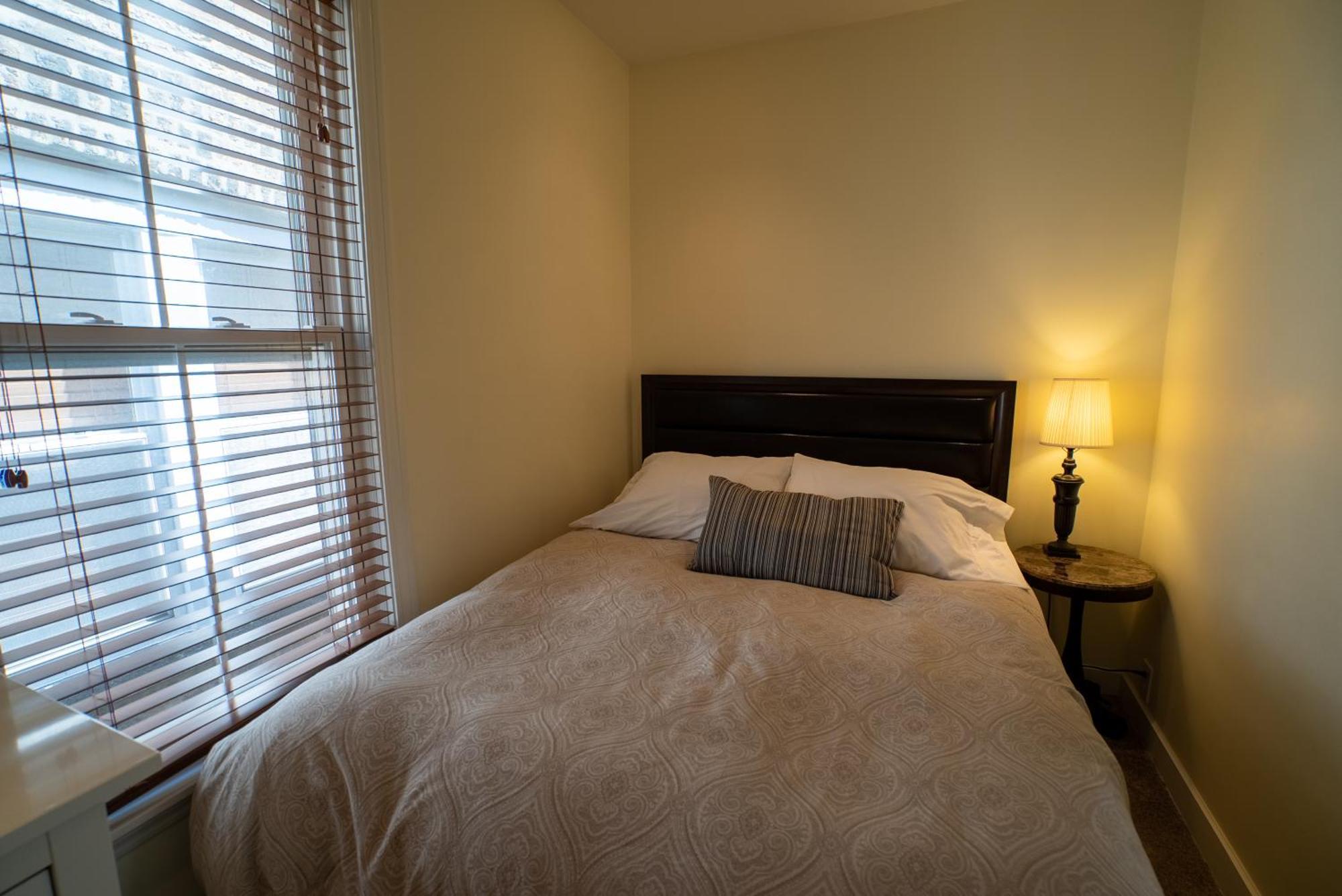 Roscoe Village Guesthouse Chicago Bilik gambar